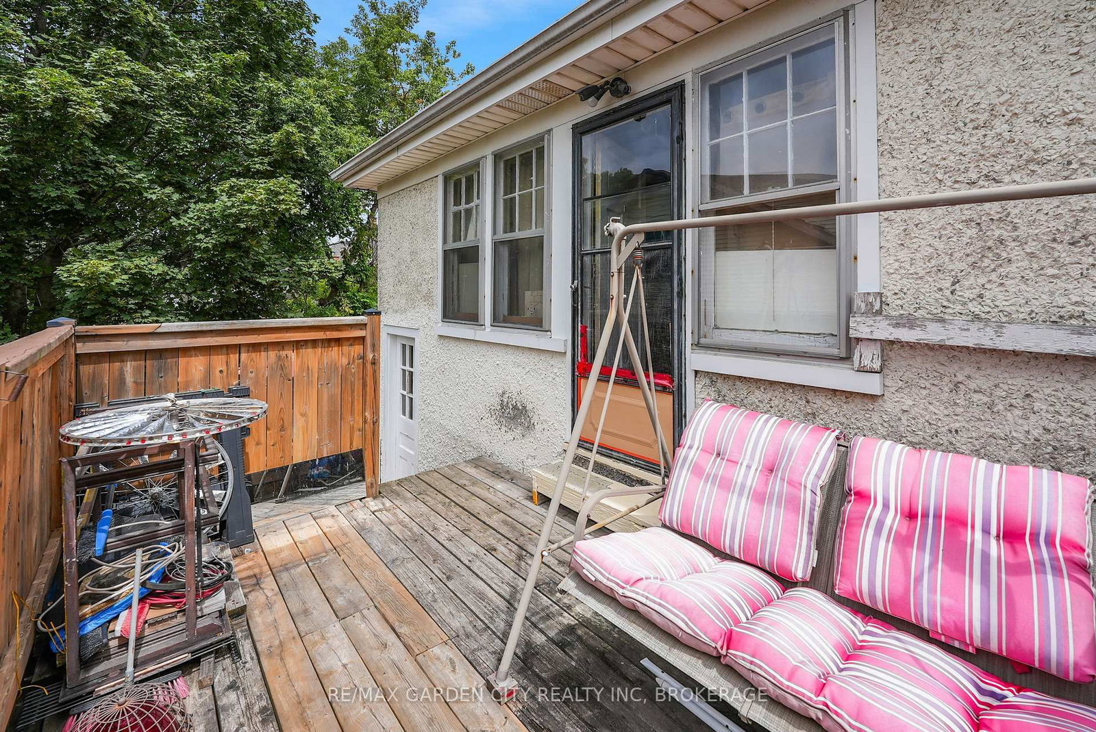 213 Geneva Street - Photo 24