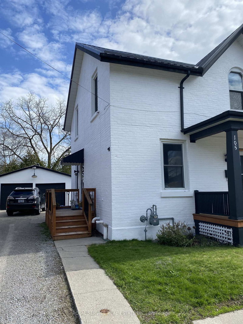 home for lease on Upper-105 Havelock Street