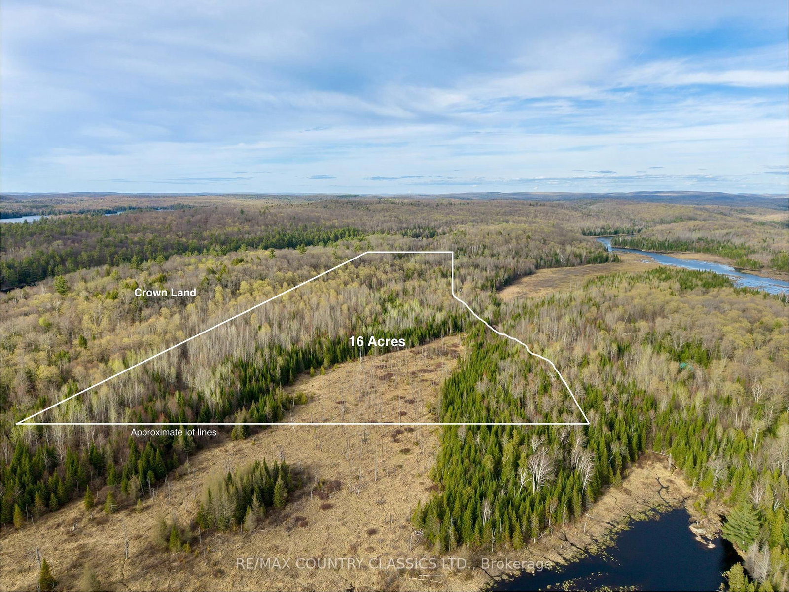 1374 Havensford Drive • Highlands East, ON photo 4