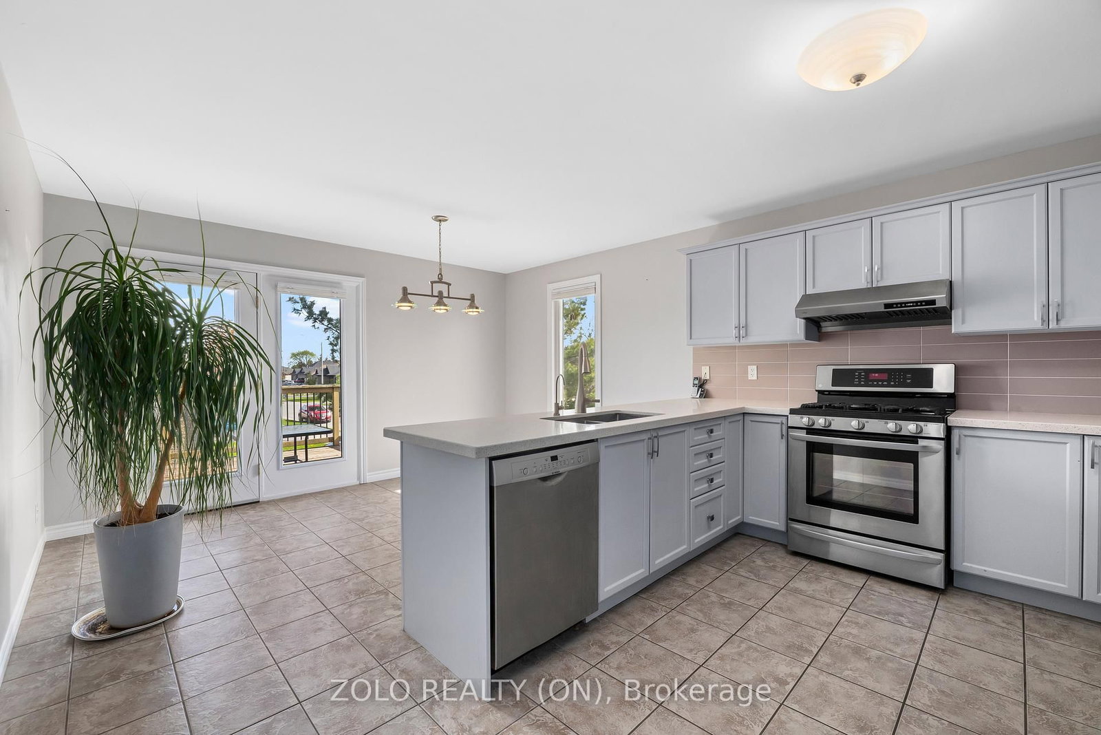 80 Gavey Street • Belleville, ON photo 16