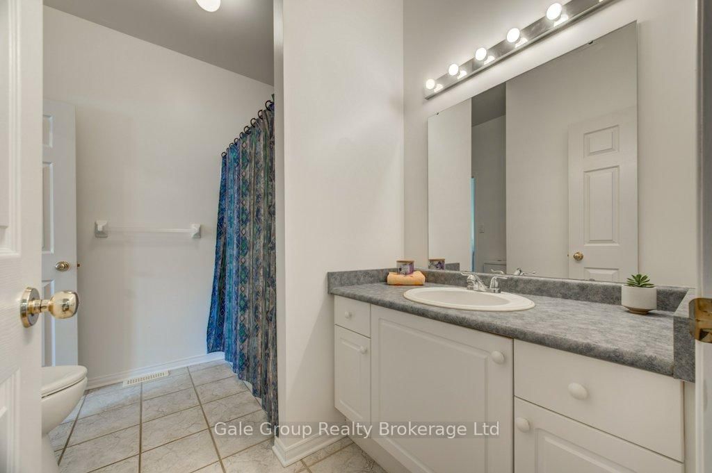 491 E Nova Scotia Court • #13 • Woodstock, ON photo 19