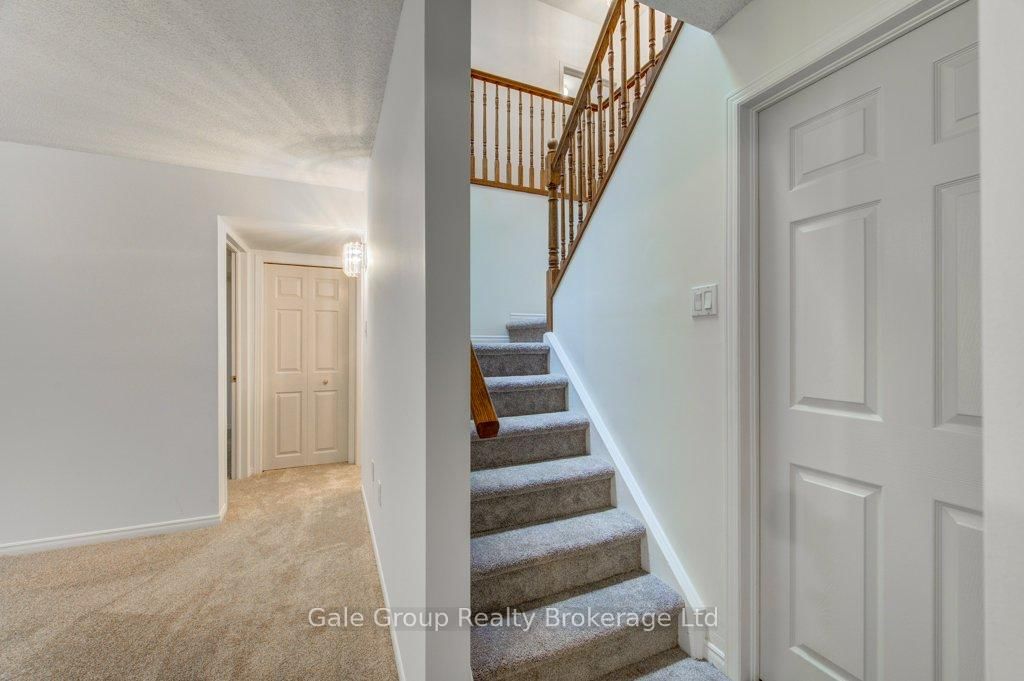 491 E Nova Scotia Court • #13 • Woodstock, ON photo 25