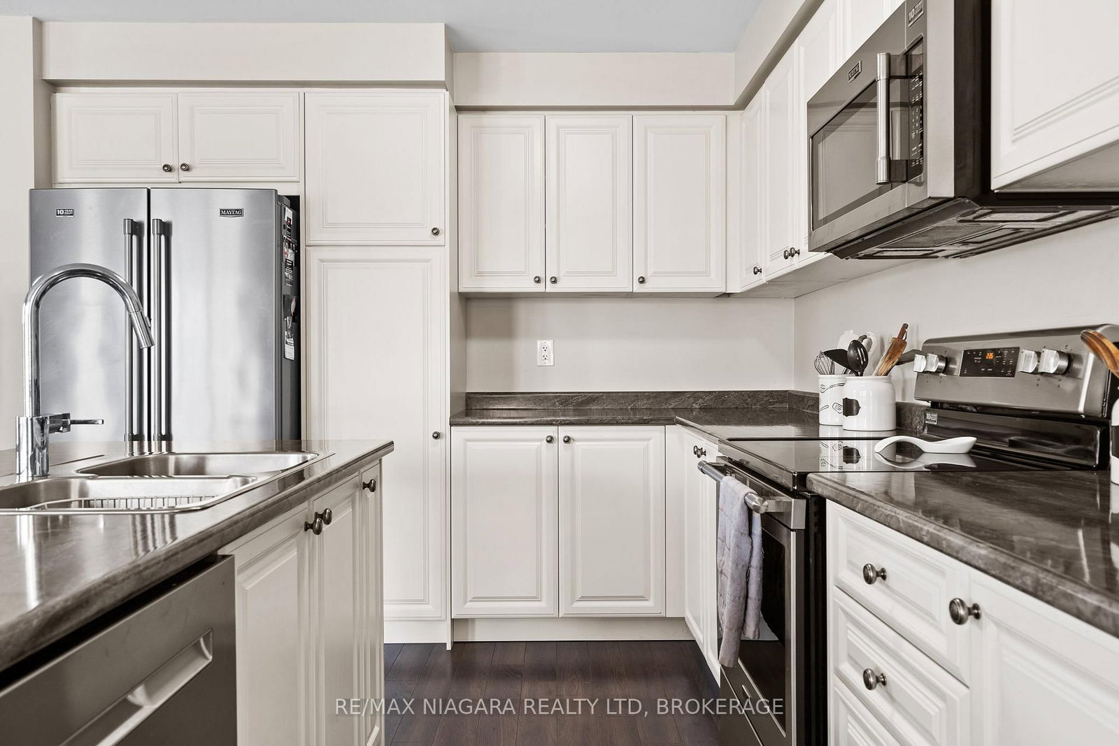 7782 Dockweed Drive • Niagara Falls, ON photo 14