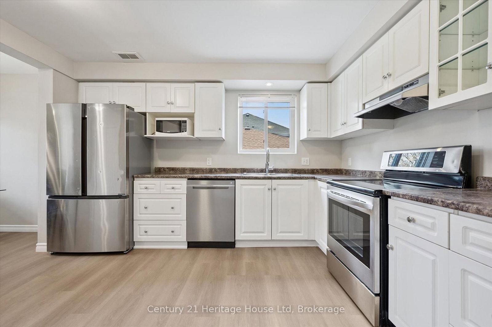 126 Forfar Street E • Centre Wellington, ON photo 10