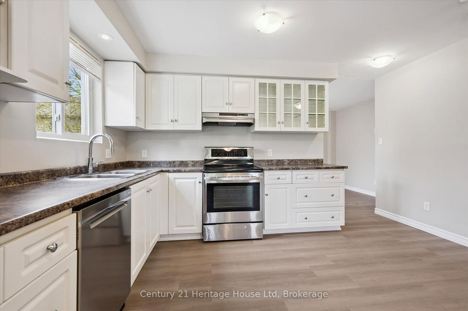 126 Forfar Street E • Centre Wellington, ON photo 12