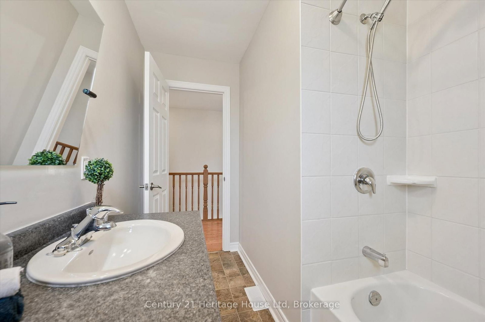 126 Forfar Street E • Centre Wellington, ON photo 24