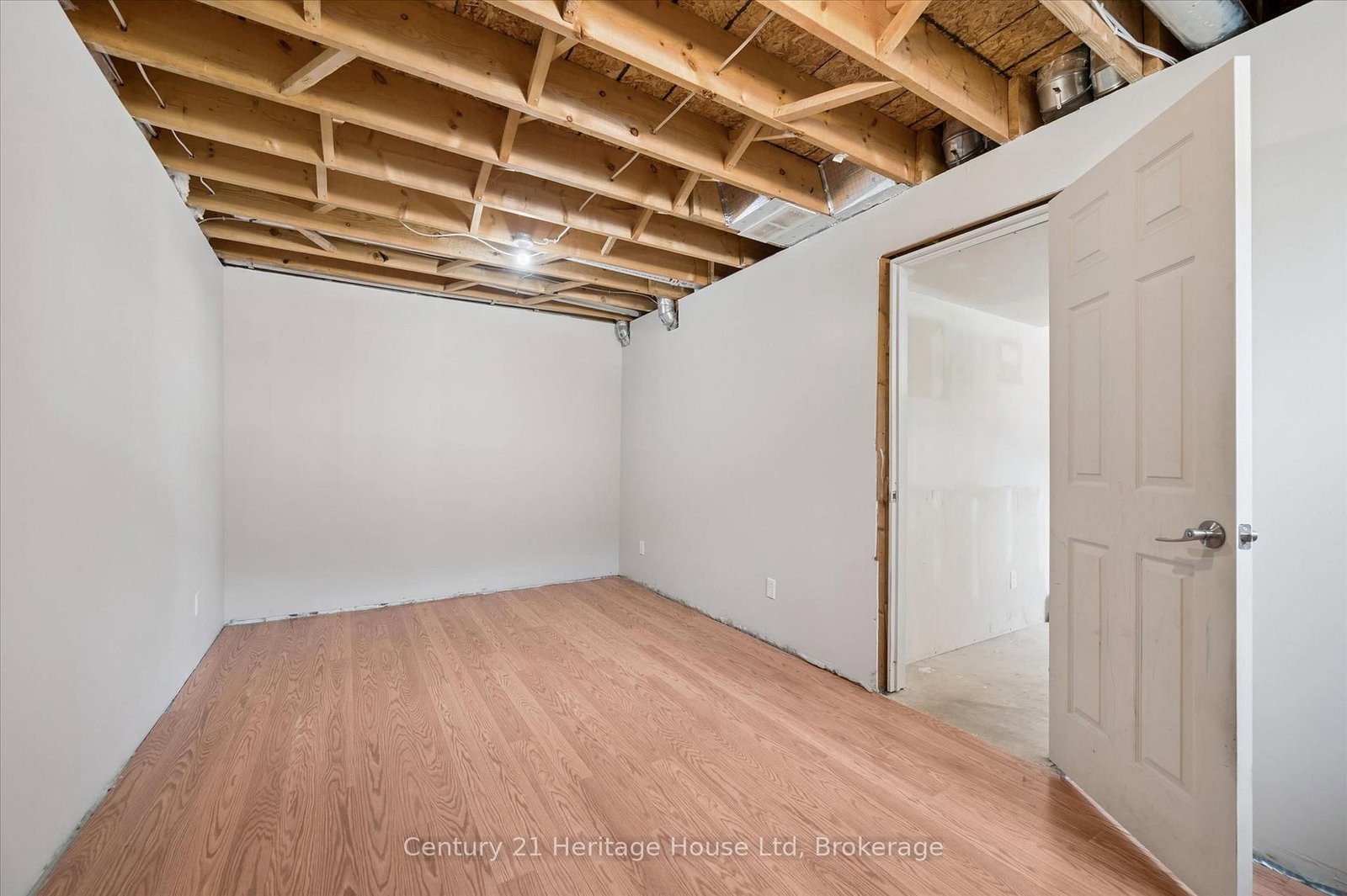 126 Forfar Street E • Centre Wellington, ON photo 29