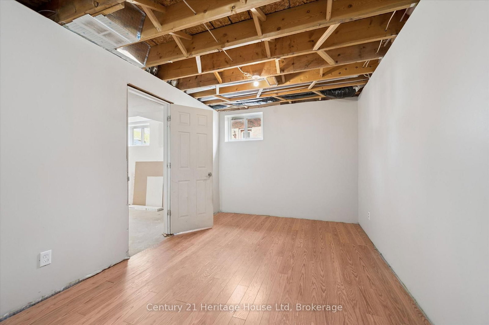 126 Forfar Street E • Centre Wellington, ON photo 30