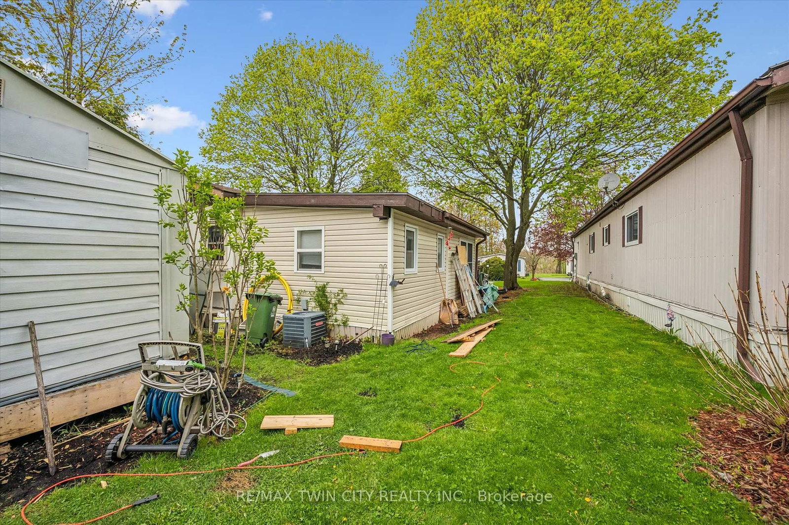 1294 8th Concession Road W • Hamilton, ON photo 8