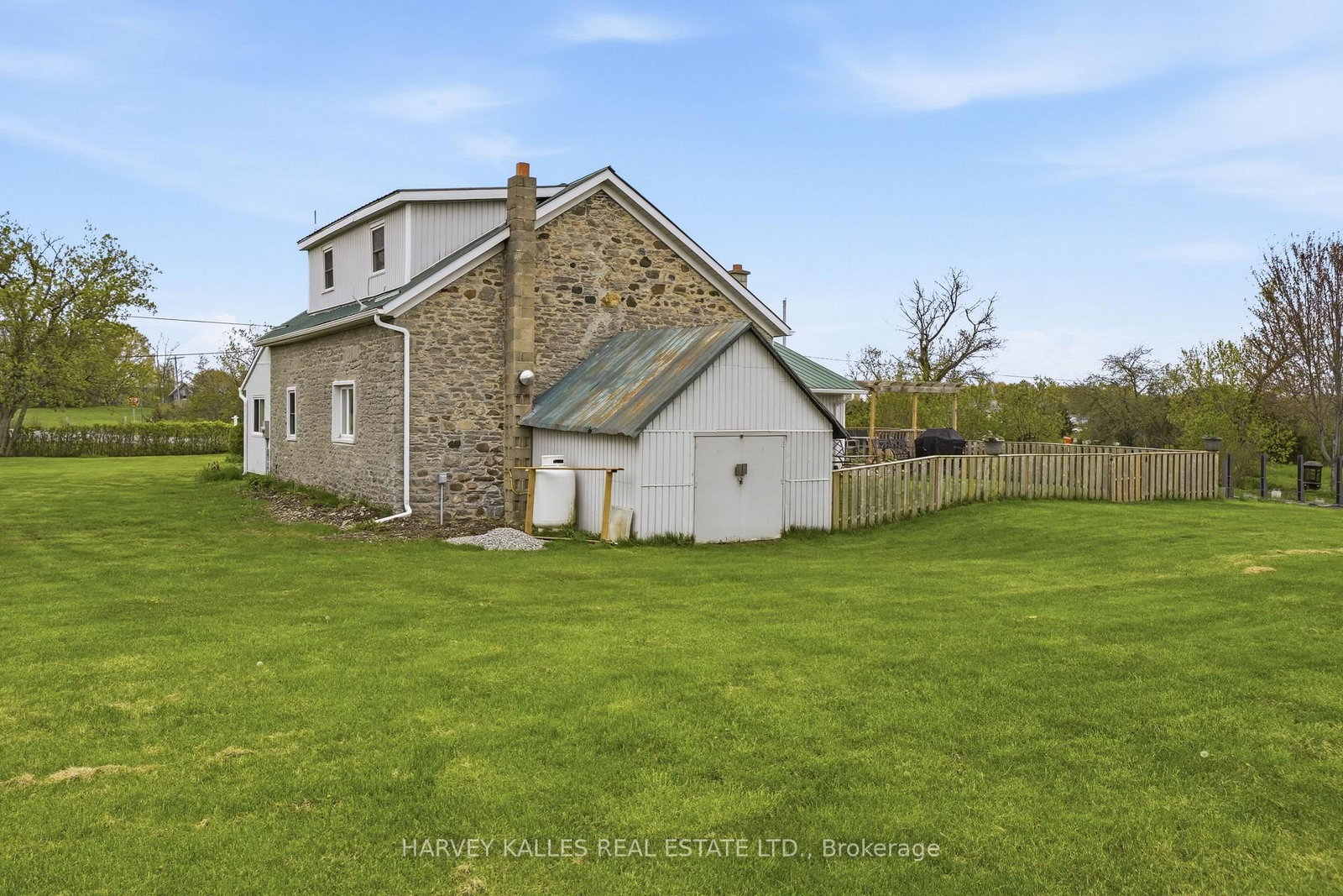 8 School House Road • Prince Edward County, ON photo 40
