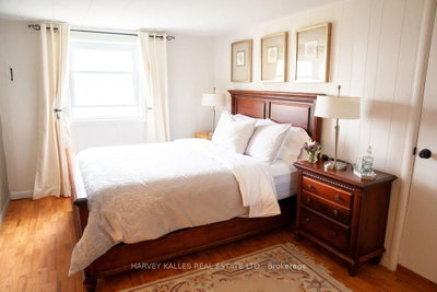 8 School House Road • Prince Edward County, ON photo 9