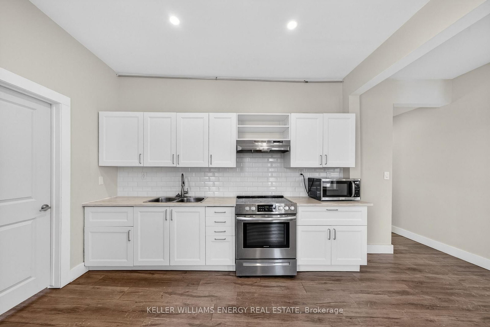 302 Picton Main Street, Unit 4 - Photo 7