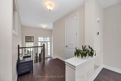 3718 Riverbreeze Street • Ottawa, ON photo 9