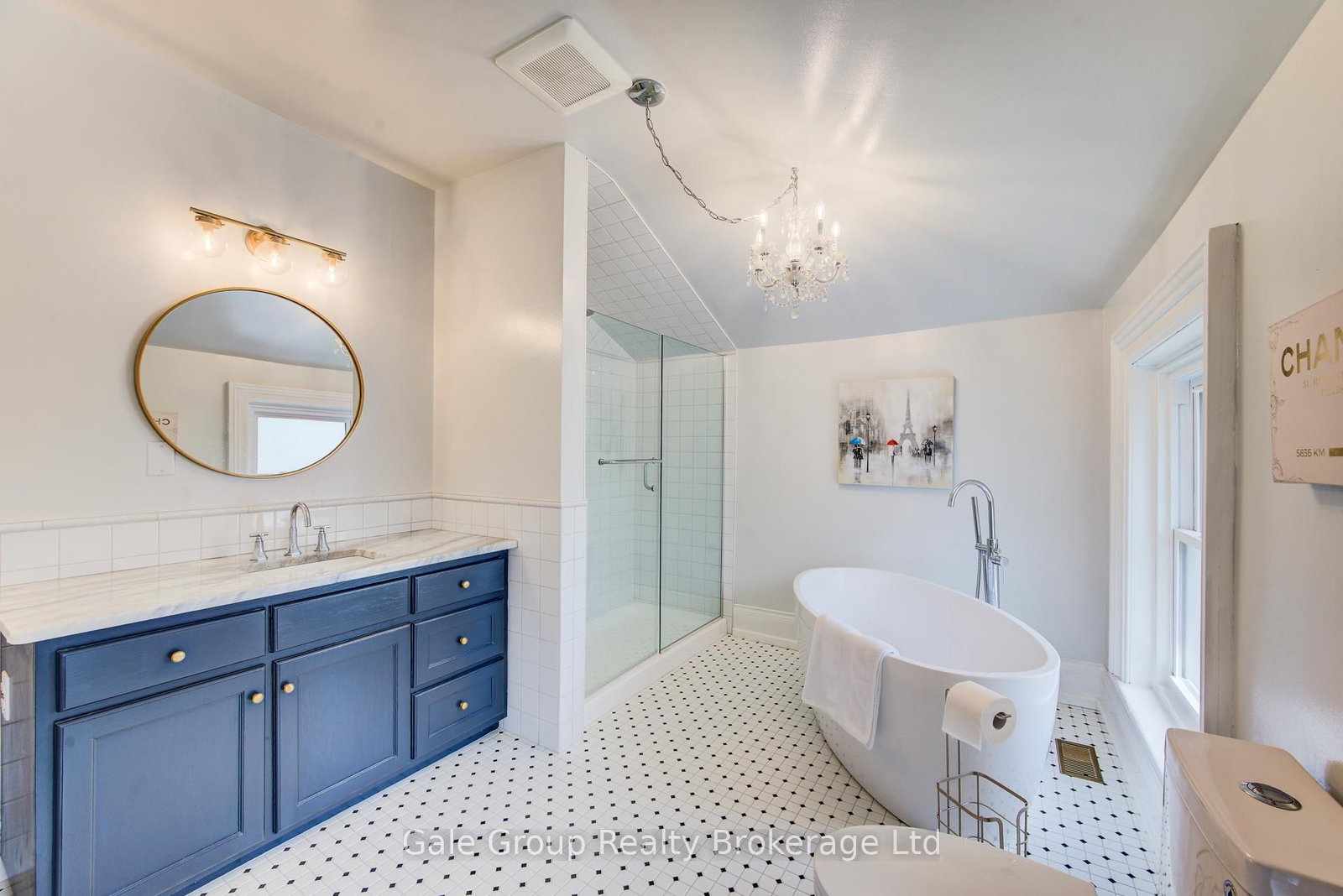 383 Ingersoll Avenue • Woodstock, ON photo 31
