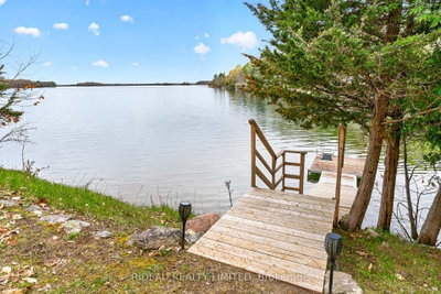 9 Sparrow Lane — more photos