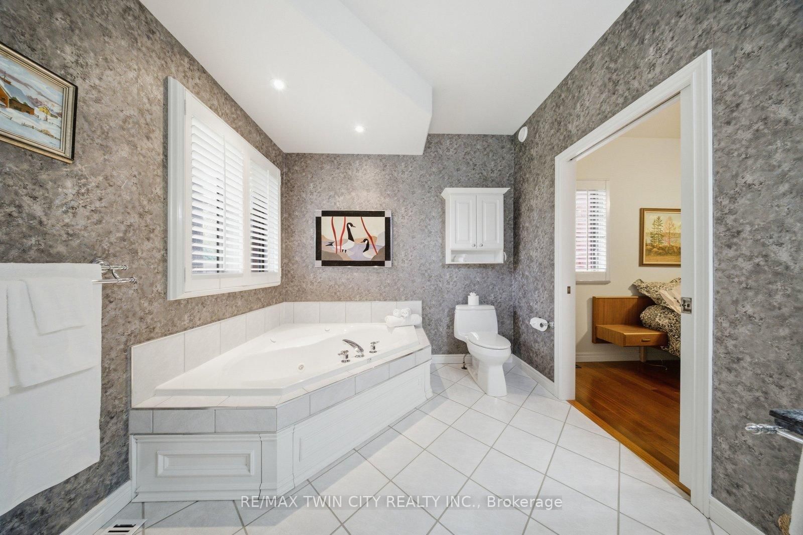 74 Franklin Street • Brantford, ON photo 21