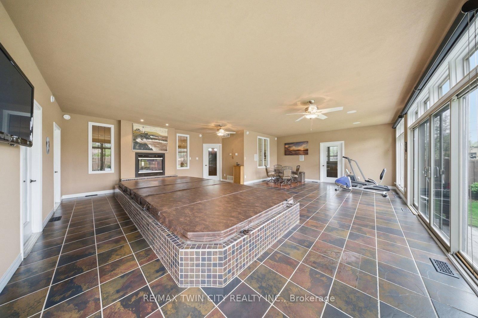 74 Franklin Street • Brantford, ON photo 29