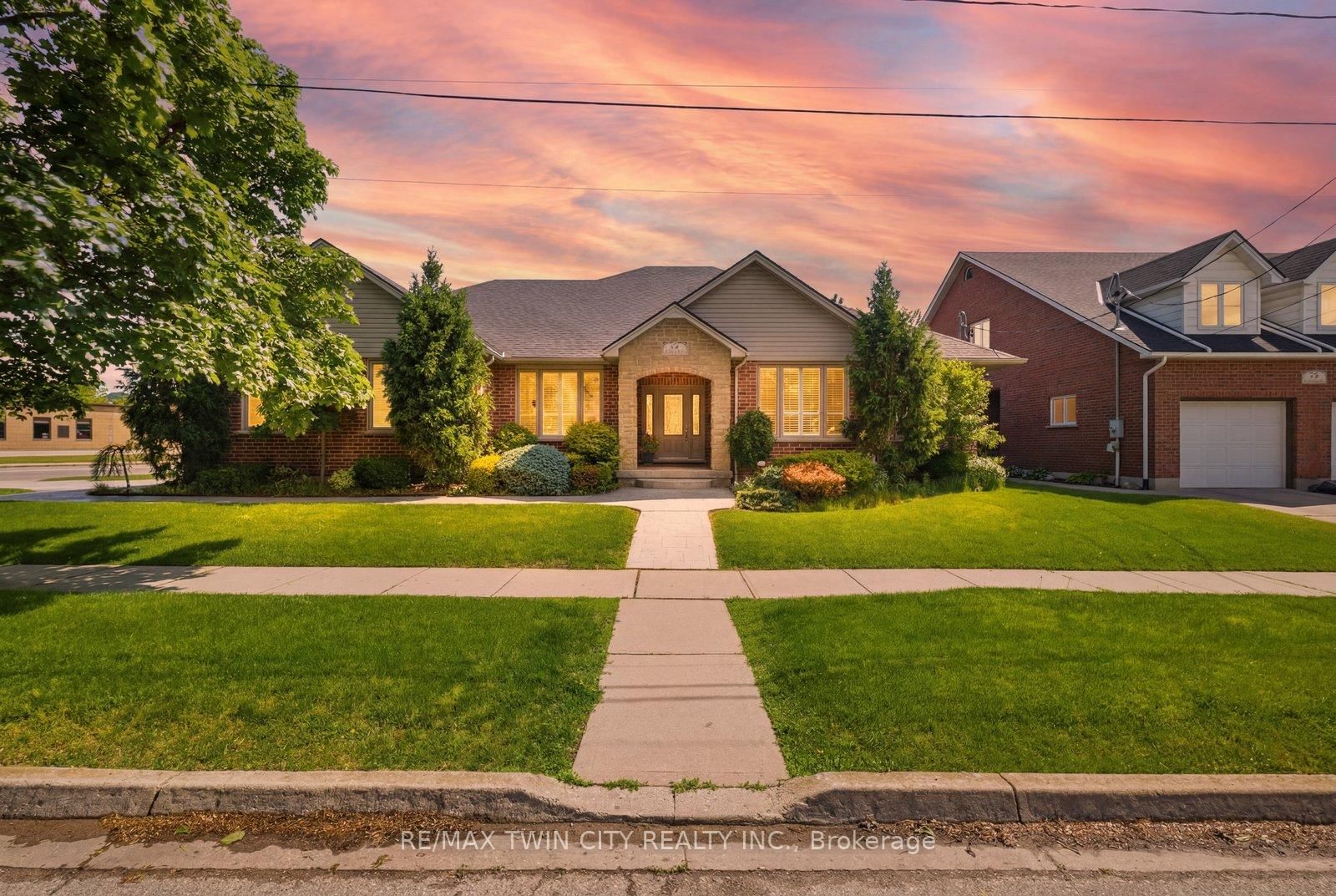 74 Franklin Street • Brantford, ON photo 44