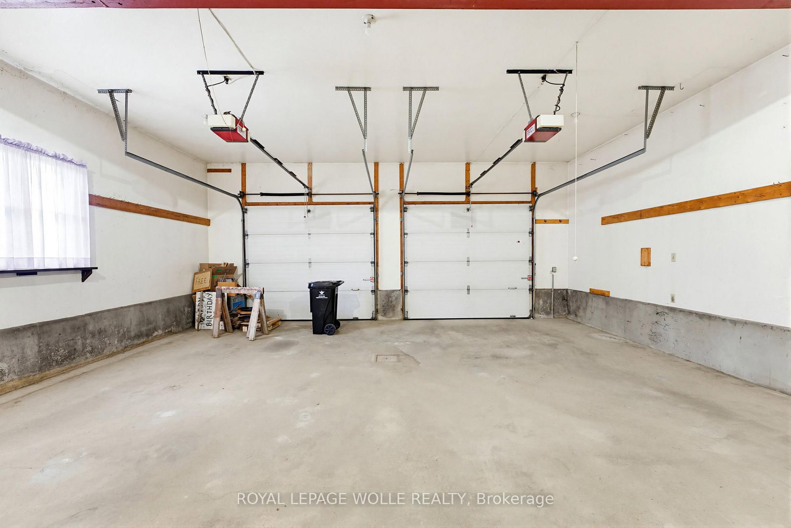 Listing Image 33