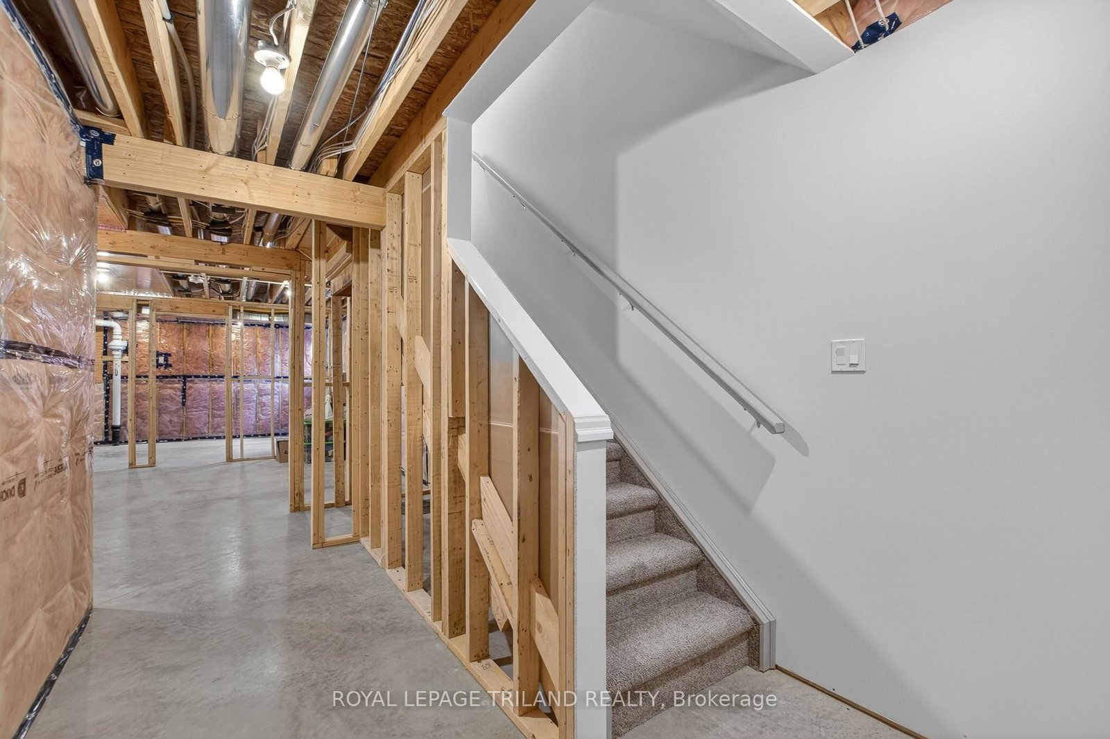 Listing Image 37