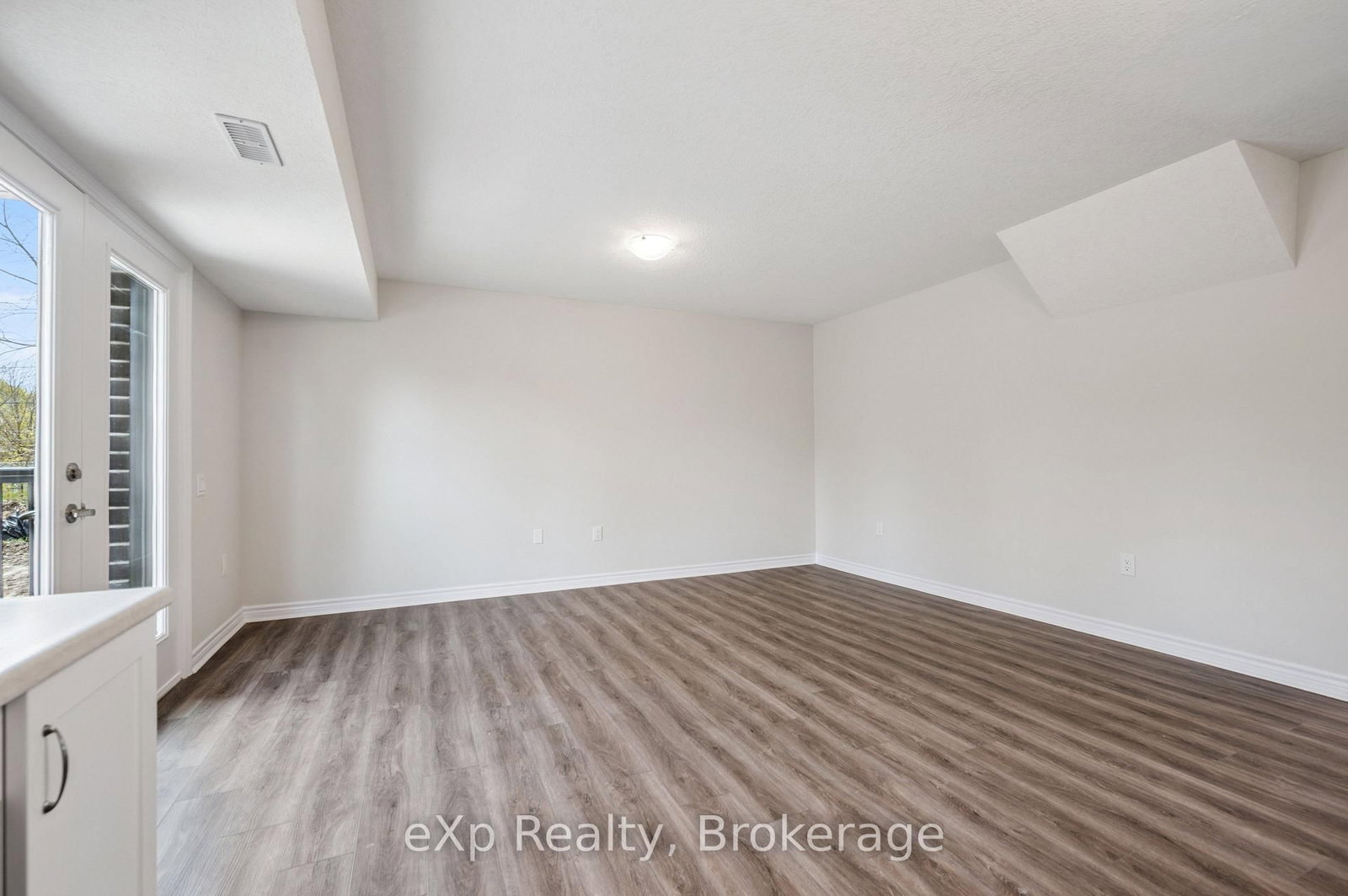 465 W Garafraxa Street • #10 • Centre Wellington, ON photo 12