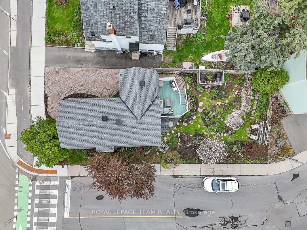 1826 Scott Street - Photo 45