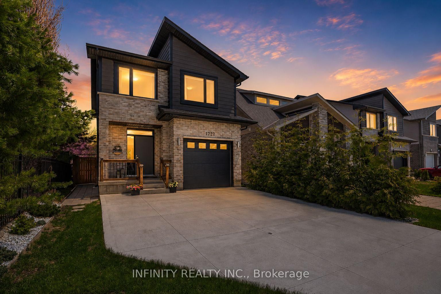 Detached House for sale at 1727 Valhalla Street, London North, Ontario, N6G 0V3 - North E - MLS: X13142760