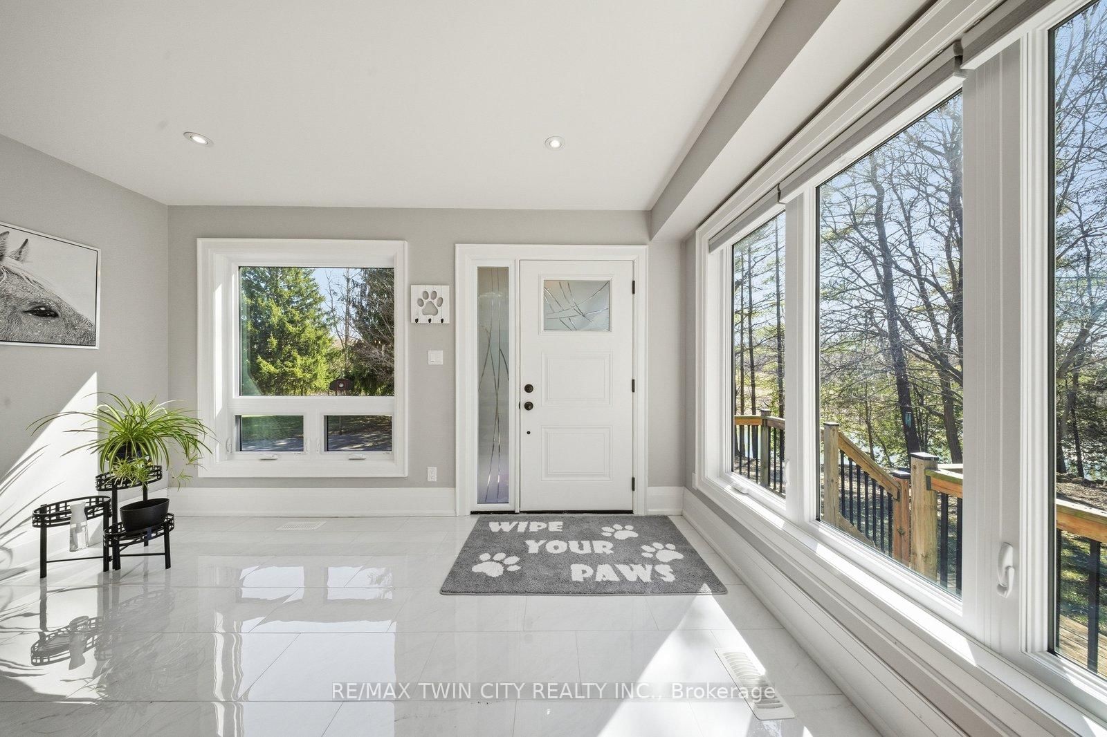 25 Hammond Road • Brant, ON photo 6