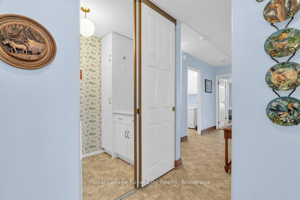 19 Woodlawn Road E • #614 • Guelph, ON photo 22