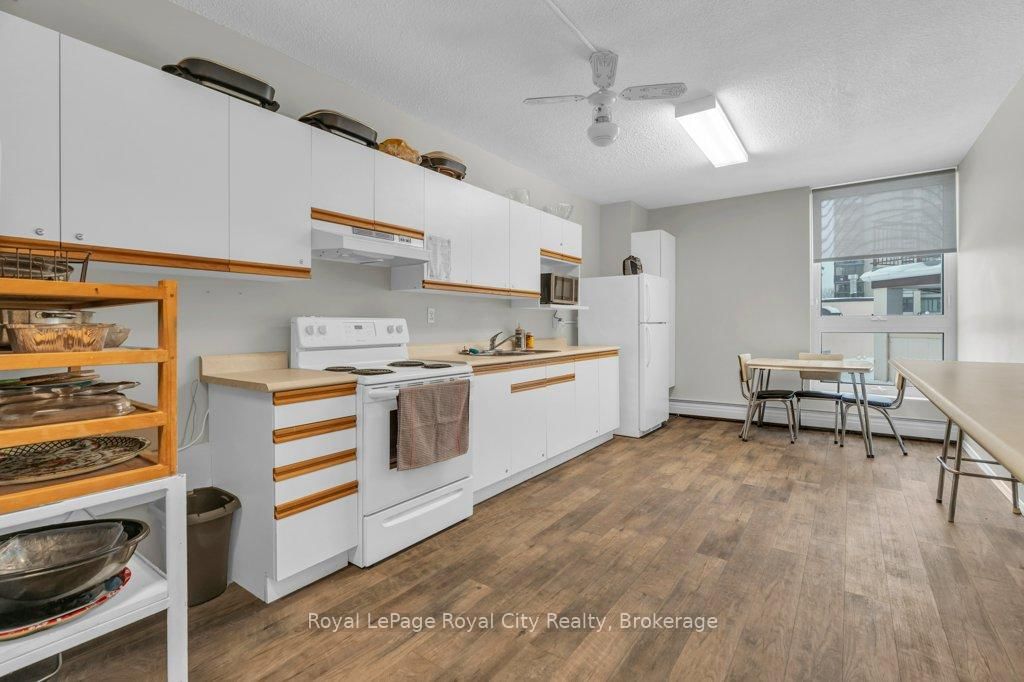 19 Woodlawn Road E • #614 • Guelph, ON photo 39