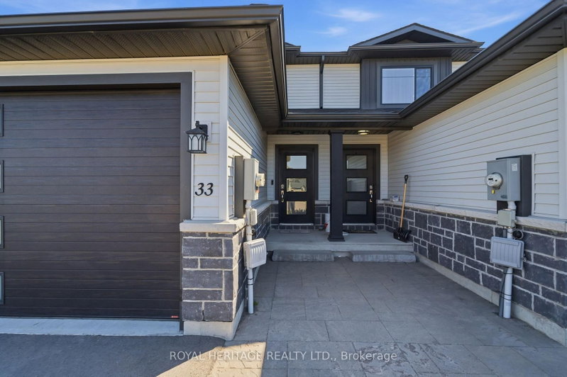 33 Dewal Place