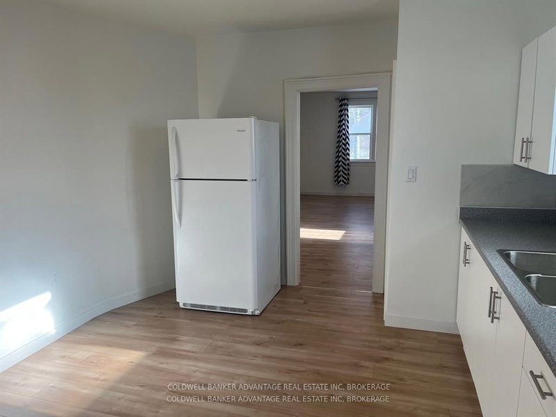 upper - 832 KING Street