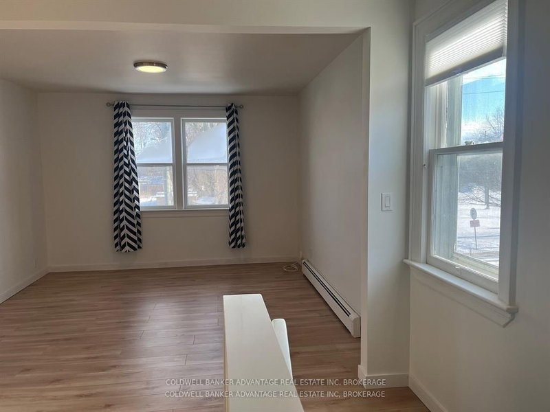 upper - 832 KING Street