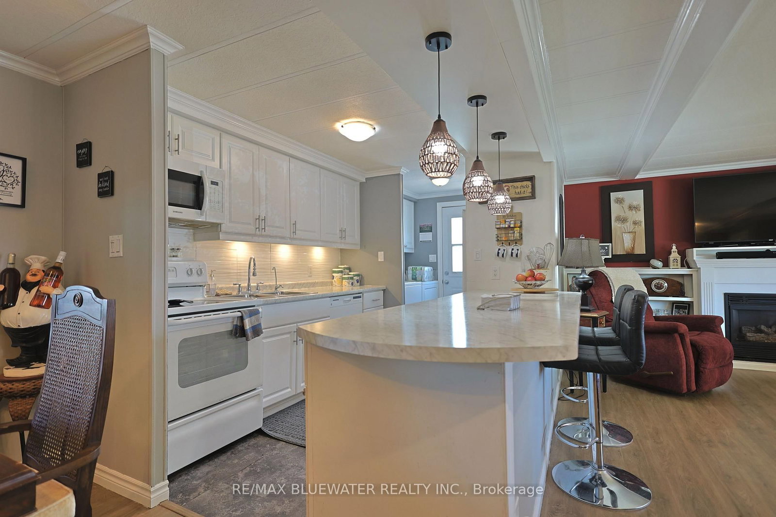 227 Pebble Beach Parkway • South Huron, ON photo 14