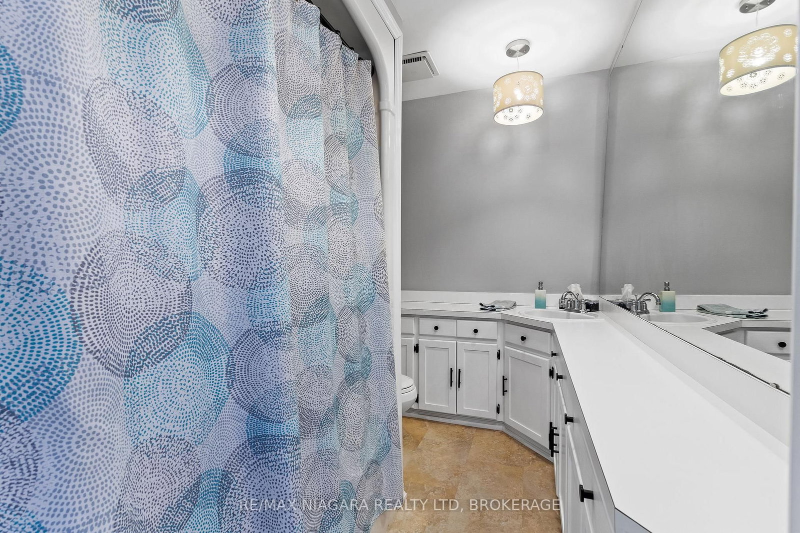 10825 W Lakeshore Road • Wainfleet, ON photo 17