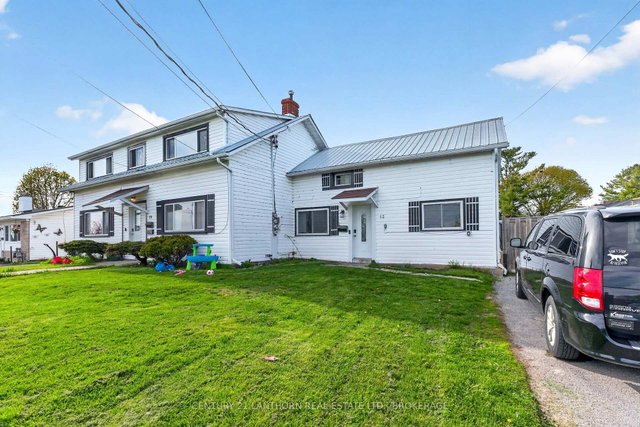 10/12 Manitou Crescent E