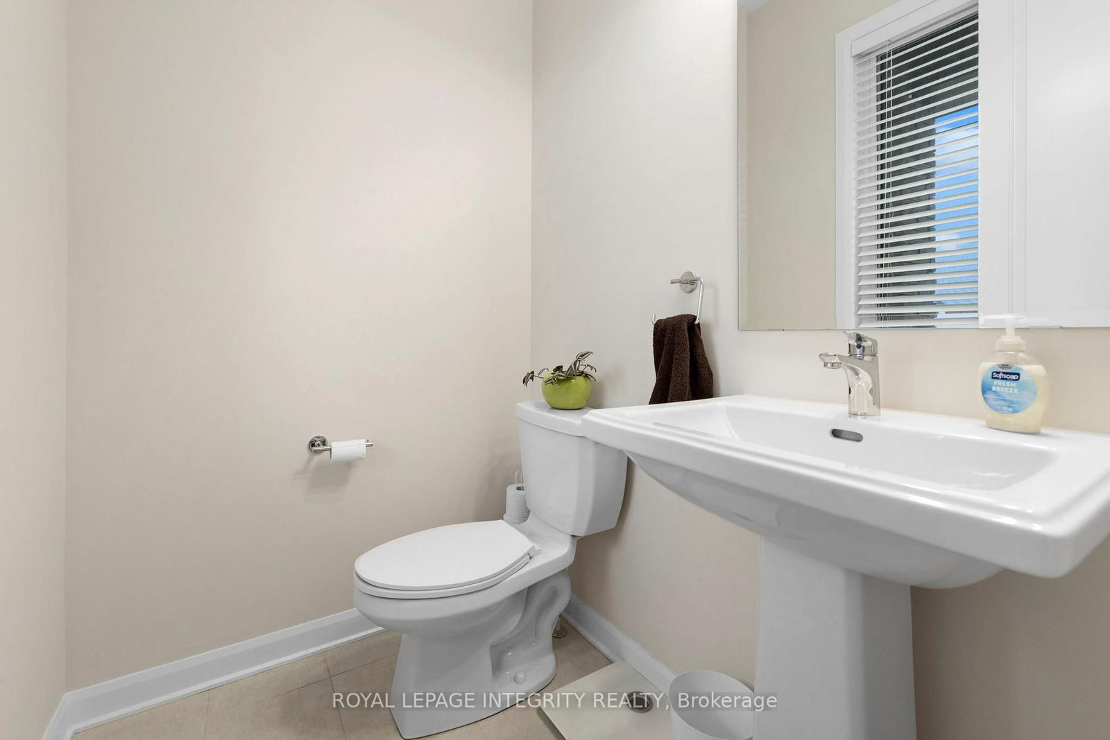 142 Shallow Pond Place E - Photo 3