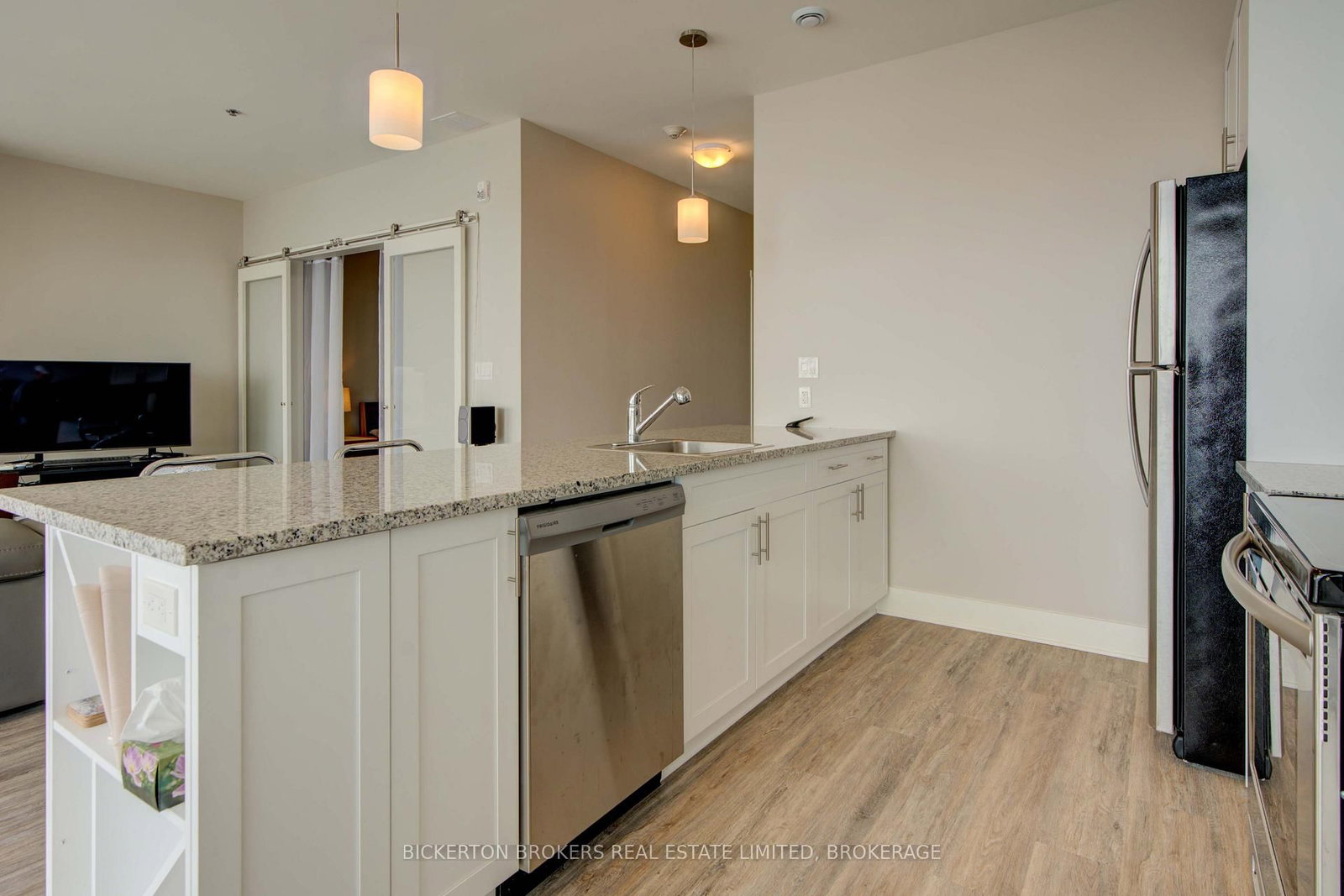 130 Water Street • #406 • Gananoque, ON photo 6