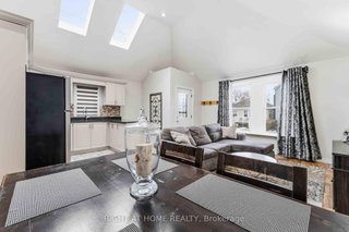 74 Province Street N
