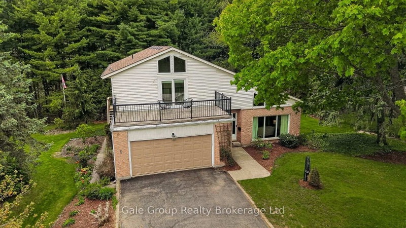 1 Summit Crescent