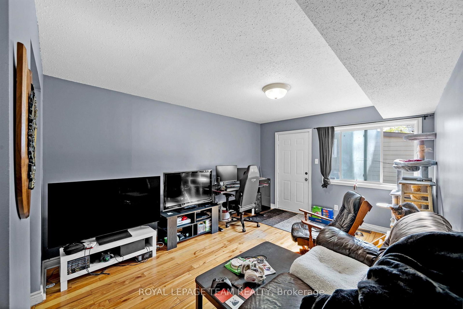 58 Beverley Avenue • Ottawa, ON photo 8
