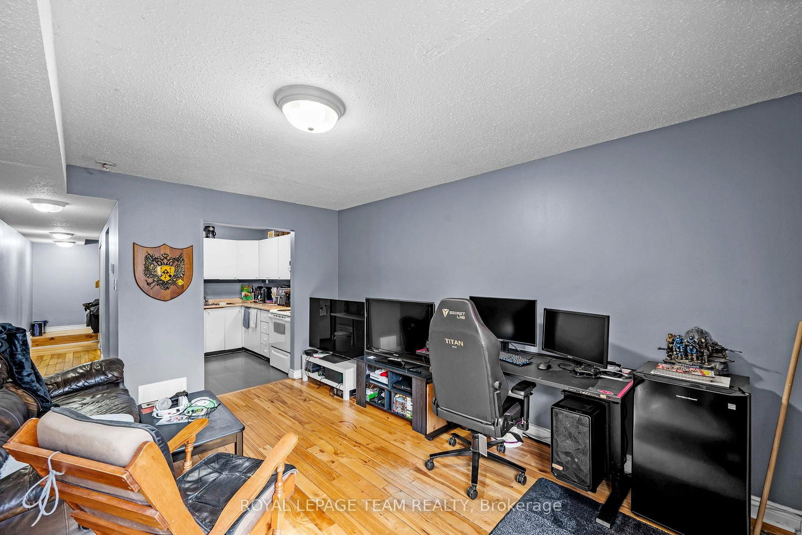 58 Beverley Avenue • Ottawa, ON photo 9