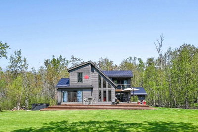 1027 Cook Road • Limoges, ON photo 9