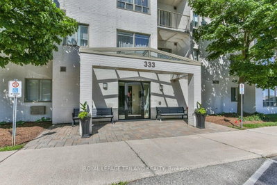 Unit 405 — 333 Commissioners Road W — photo 3
