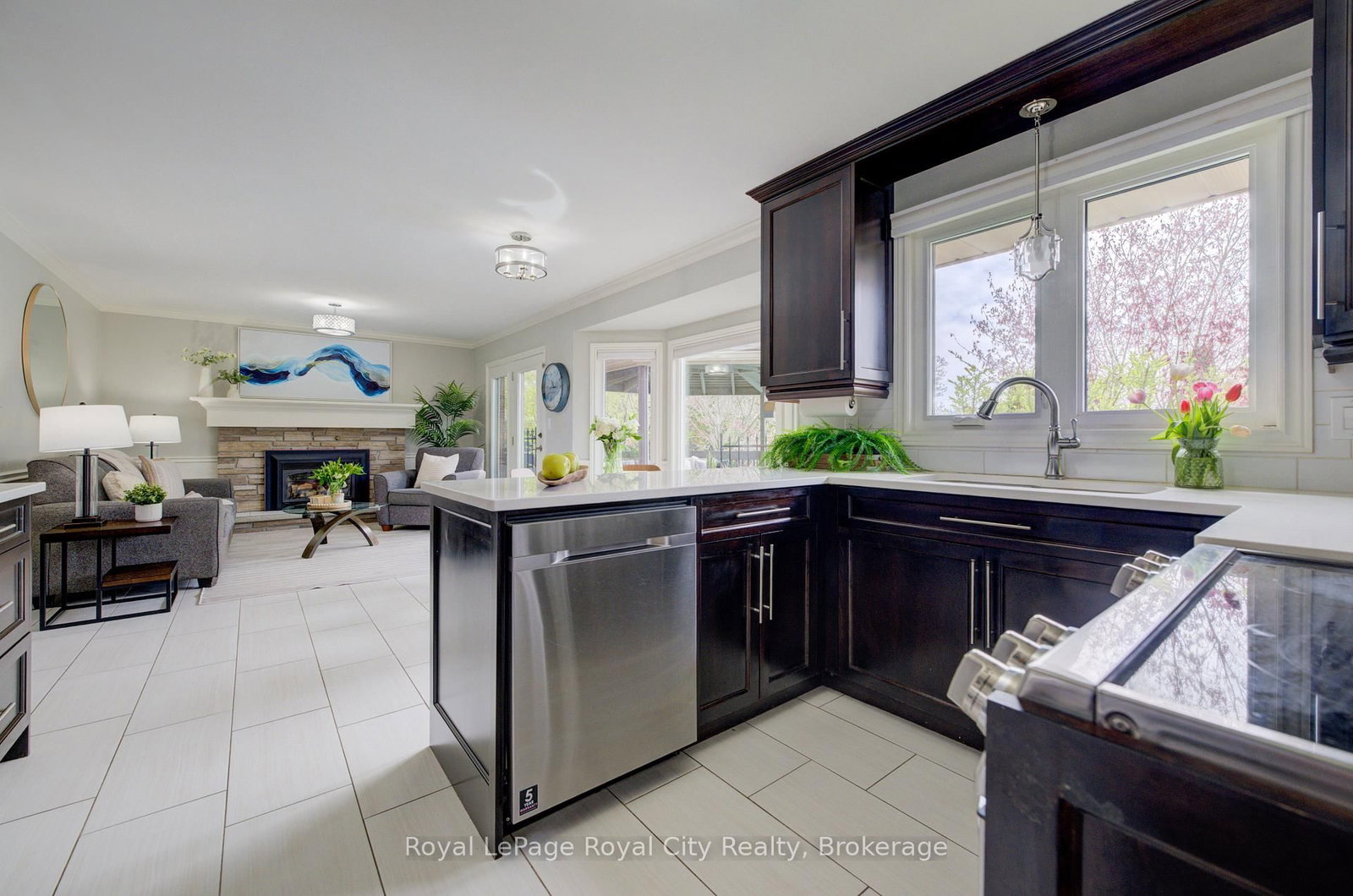 15 Joann Crescent • Centre Wellington, ON photo 9