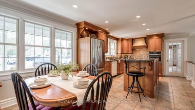 2416 Sunningdale Road W • London North, ON photo 8