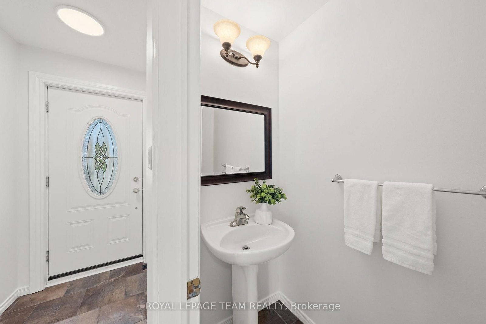 93 Hewitt Way • Kanata, ON photo 6