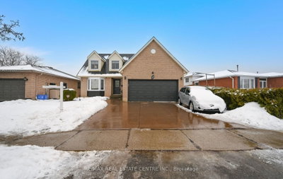 84 Viscount Road