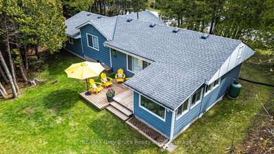 Detached House for sale at 188 Bay Street, South Bruce Peninsula, Ontario, N0H 2T0 - South Bruce Peninsula - MLS: X13145546