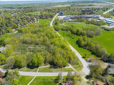 46 Reaney Court • Kanata, ON photo 8